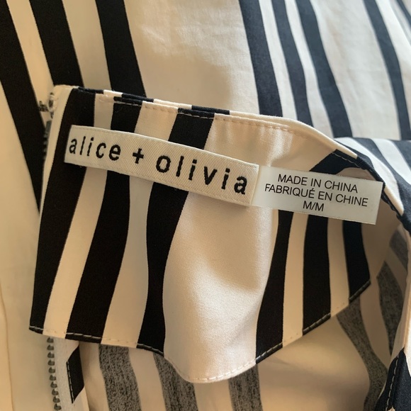 Alice + Olivia Striped Blouse~Size Medium - Picture 6 of 6